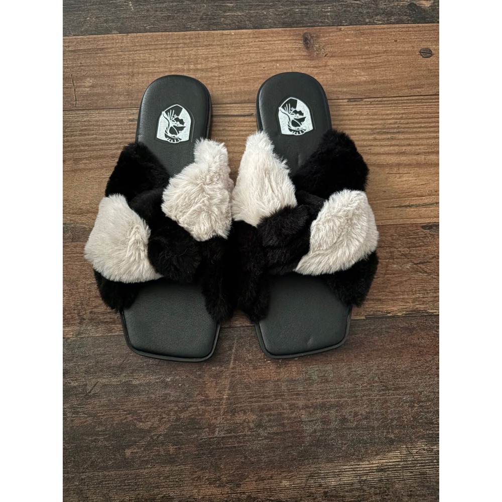 VHNY New York‎ Black White Faux Fur Criss Cross Square Toe Slide Sandals Size 38